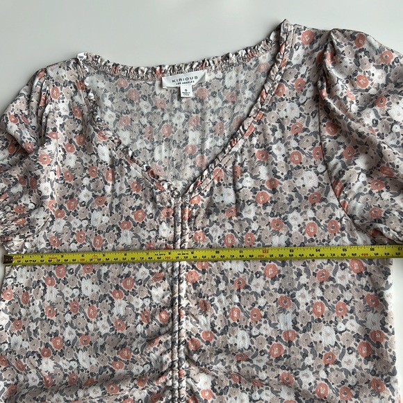 Kirious Los Angeles floral print ruffled Blouse, smoked detail sleeves - Picture 7 of 8